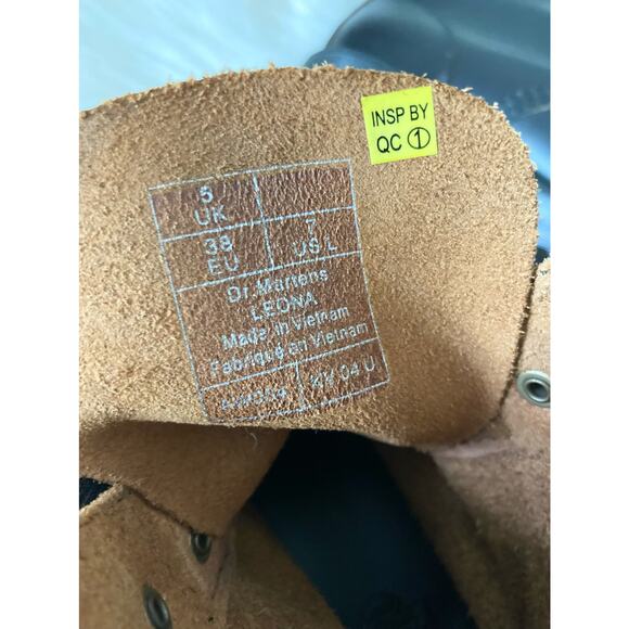 DR MARTENS Leona Heeled Platform Combat Boots Black 7 - Picture 10 of 10